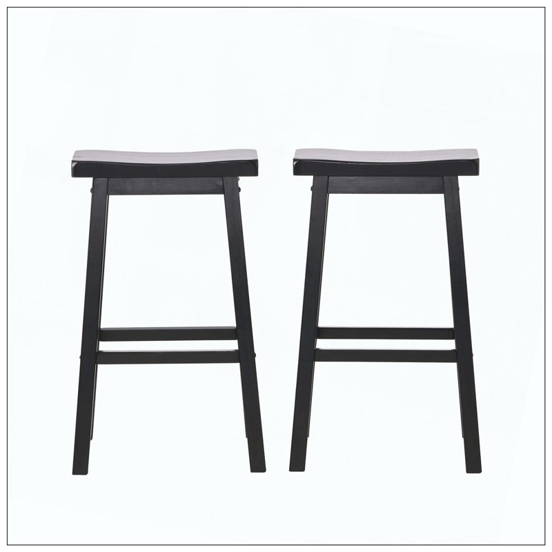 Le tabouret de selle, adapté à la zone de service, utilisable seul ou avec une table et un banc assortis, facilite le divertissement des invités