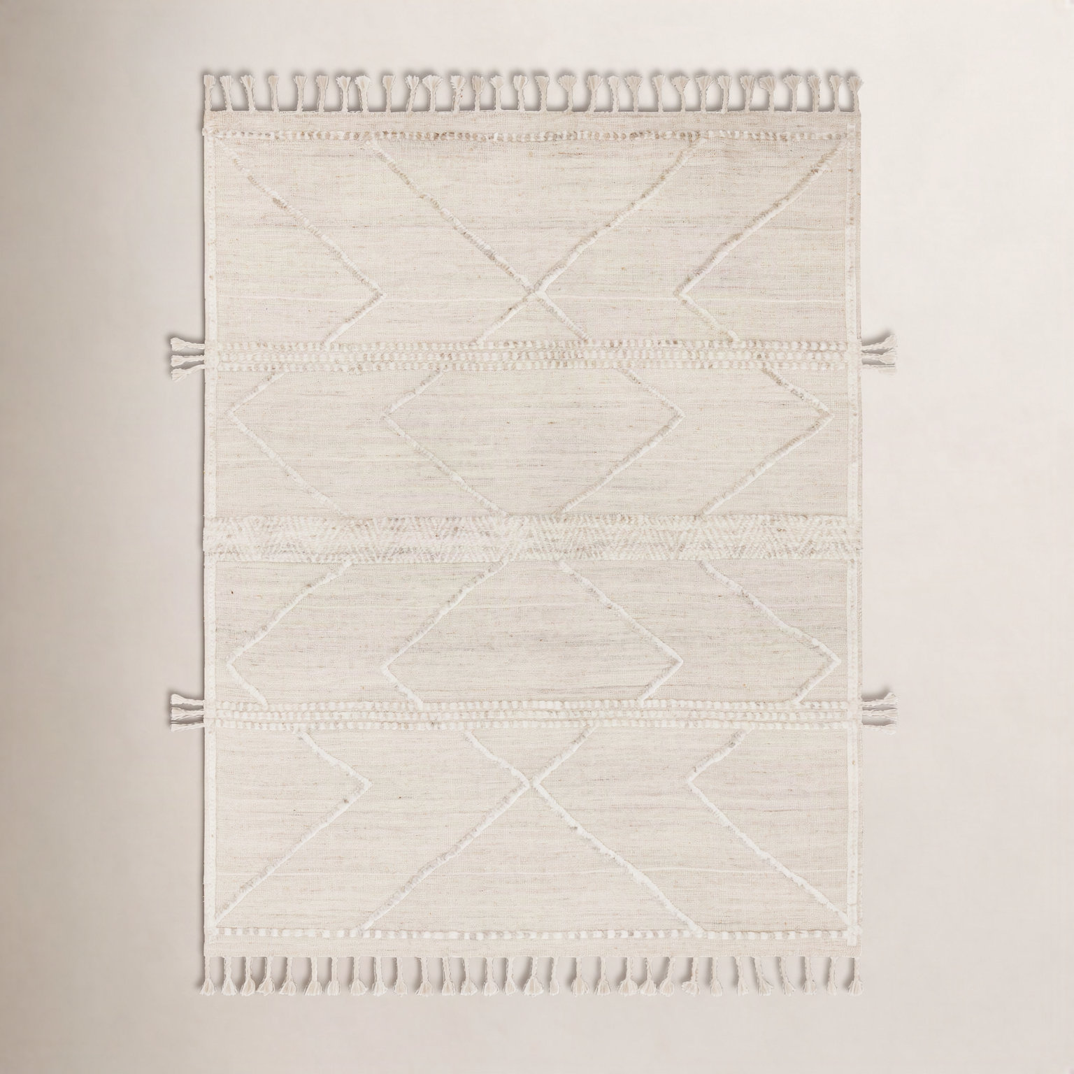 Hanna Beige Ivory Hand-Knotted Wool Rug, Rectangle 2' x 3'