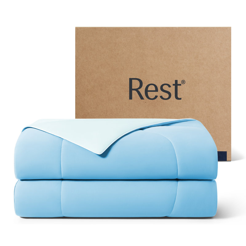 REST Evercool Award-Winning Cooling Comforter – Ultra Soft, Breathable, Lightweight, Hypoallergenic, All-Season Comforter for Hot Sleepers, Machine Washable