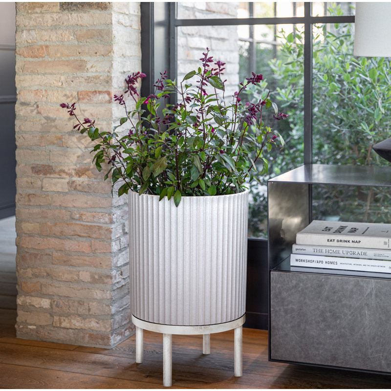 Jardinière Demi Series avec support, 1, H 22 po x l 14,75 po x P 14,75 po, Blanc / blanc