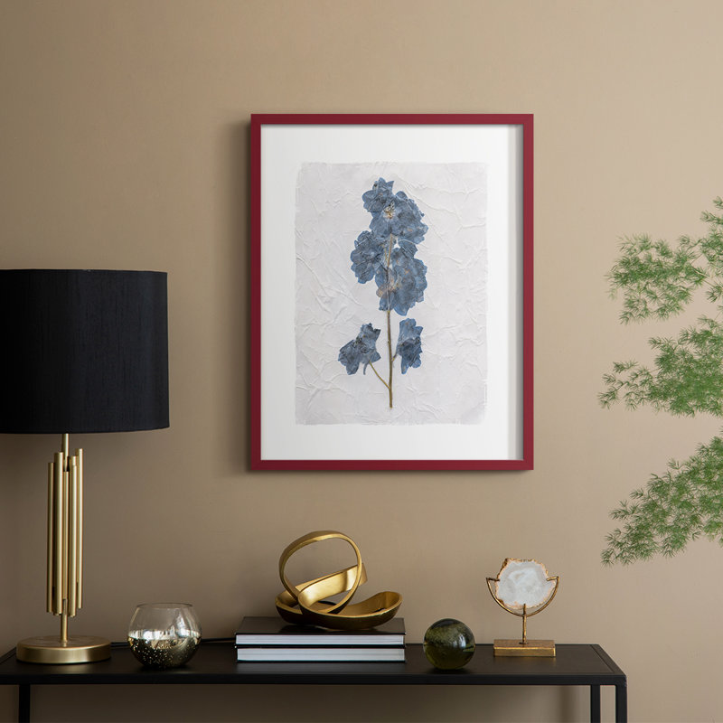 Impression encadrée Decoupage Floral III - bois massif, H 30 po x l 24 po, Rouge