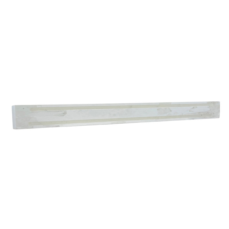 Dosseret en pierre de 55 po, Pierre artificielle blanche