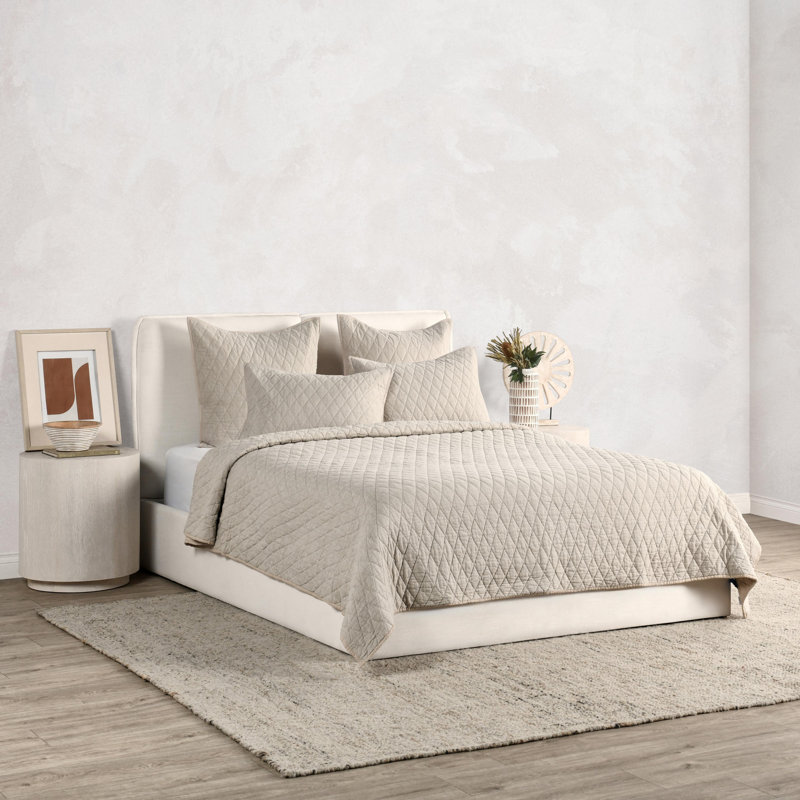 Lana 3-Piece Cotton Fabric Quilt Set