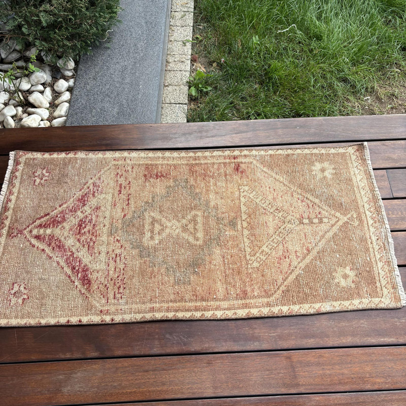Tapis turc noué à la main en oushak beige pour la décoration de portes et de vestibules modernes