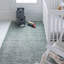 Tapis à poils longs en polypropylène tissé à la machine en vert sauge Fragos-139369940