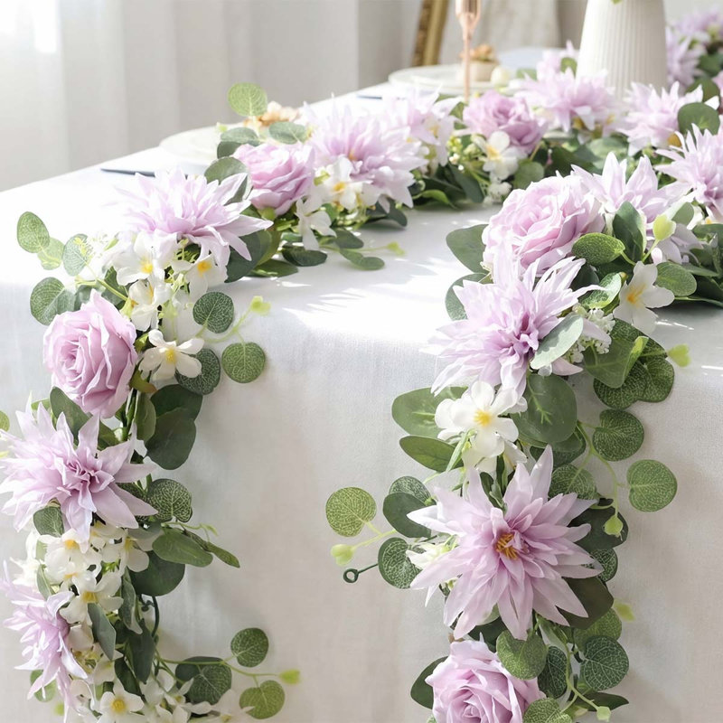 Guirlandes d'eucalyptus avec fleurs, Purple
