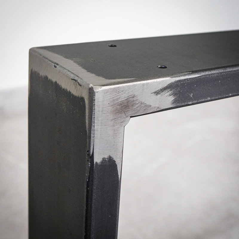 Feathers Table Leg