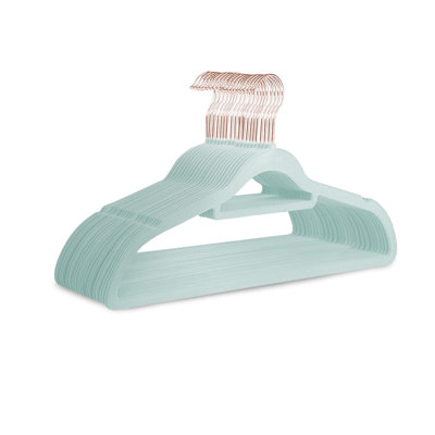 Balbuena Velvet Standard Hanger