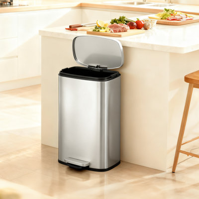 Step On Stainless Steel Trash Can with Lid