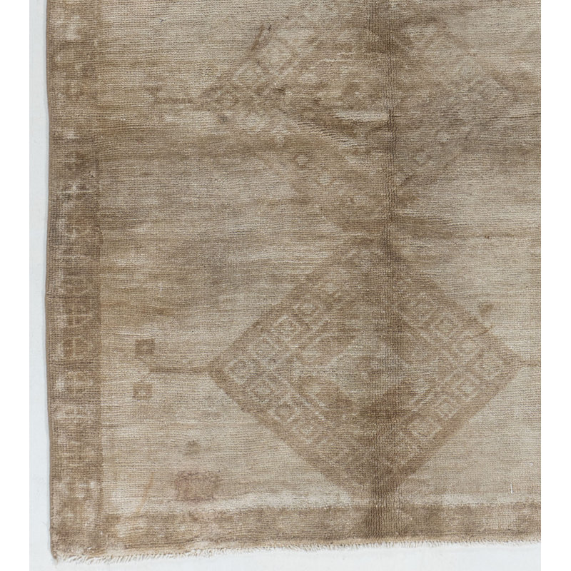 Tapis unique en laine beige / taupe de 3 pi 8 po x 5 pi 2 po des années 1940