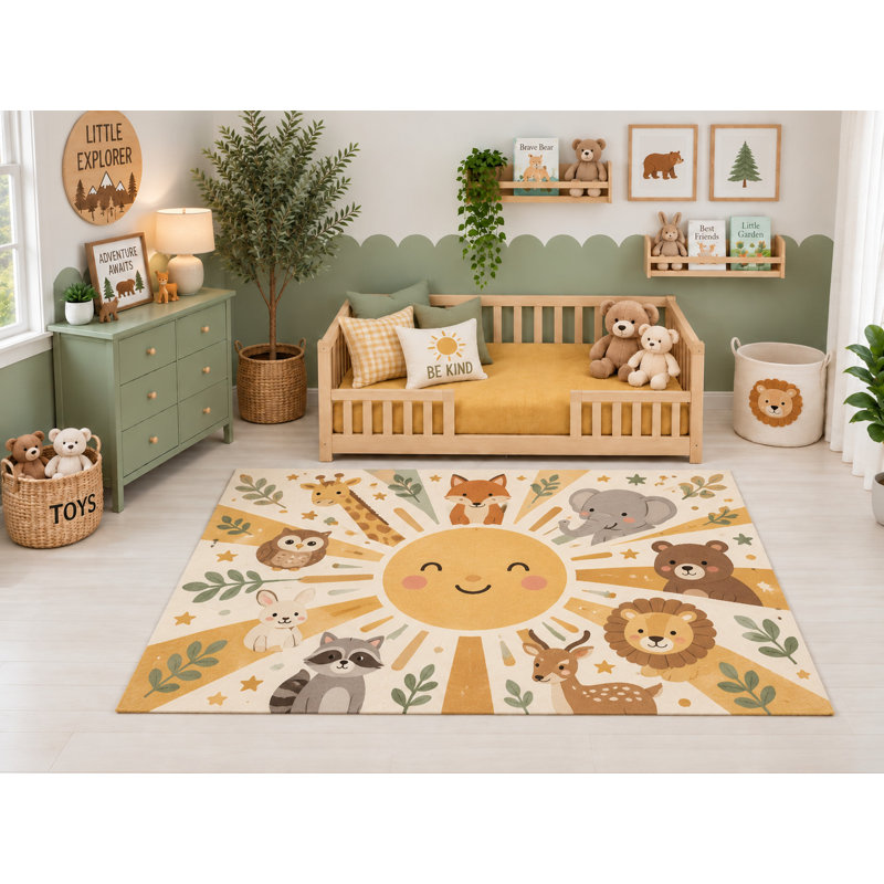Tapis d'intérieur ultramince 152 x 213 cm (5' x 7') à motif soleil souriant et animaux de la forêt, idéal pour la chambre d'enfant, la garderie, la salle de classe et la salle de jeux. Doux et à poils courts, avec revêtement antidérapant en silicone.