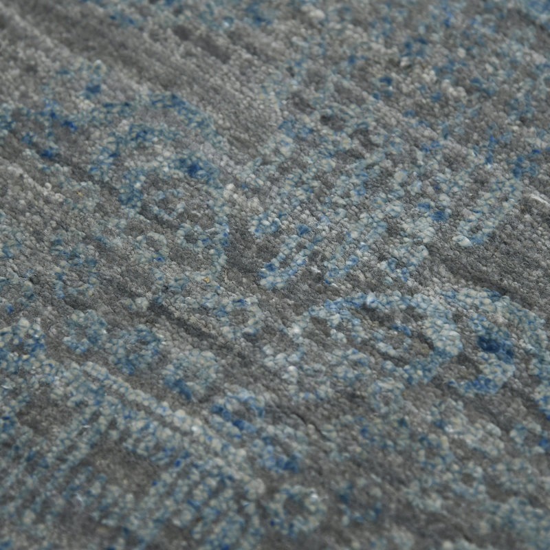 Pearl Geometric Area Rug in Blue, Rectangle 9' x 12'