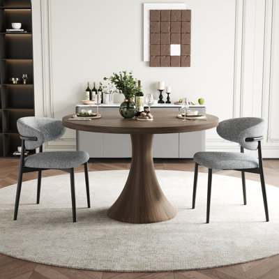 Ensemble de salle à manger à piédestal moderne en bois massif avec chaises rembourrées en tissu gris