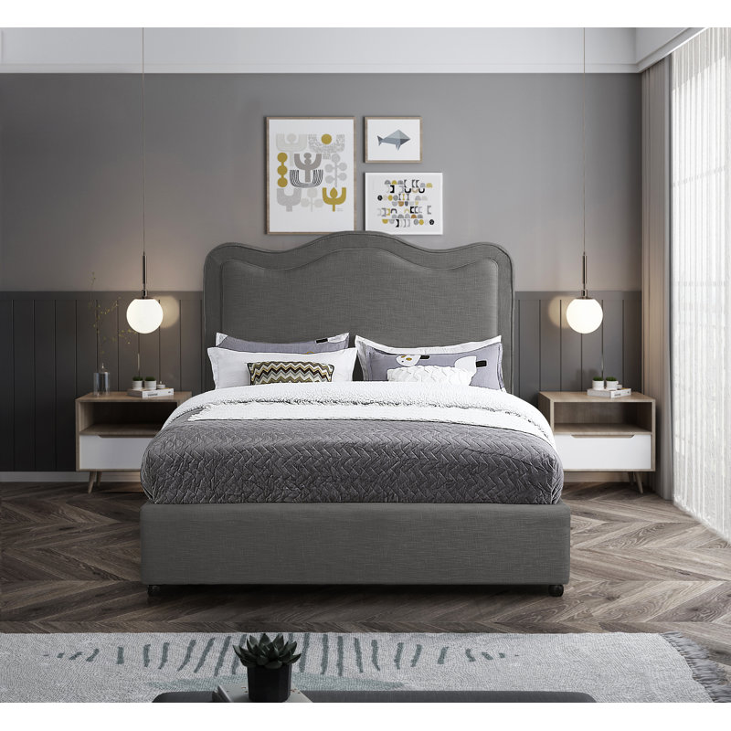 Upholstered Scalloped Bed, Full/Double, Gray Velvet
