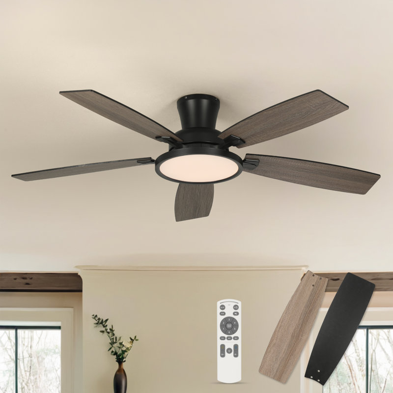 Ventilateur de plafond 52 po avec lumières DEL et télécommande Karlena (ensemble de 2), Noir / brun, Noir