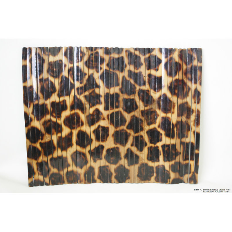 Récapitulatif de giraffe à imprimé 18" en bois vernis