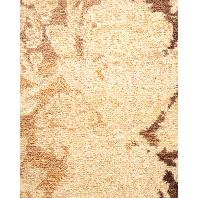 Classic One-of-a-Kind 5' 2" X 7' 10" Hand Knotted Area Rug