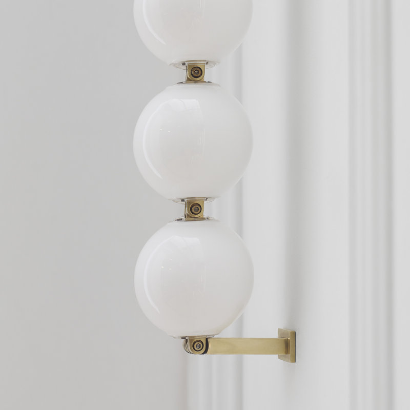 Perle 28 Sconce, Hand Rubbed Antique Brass