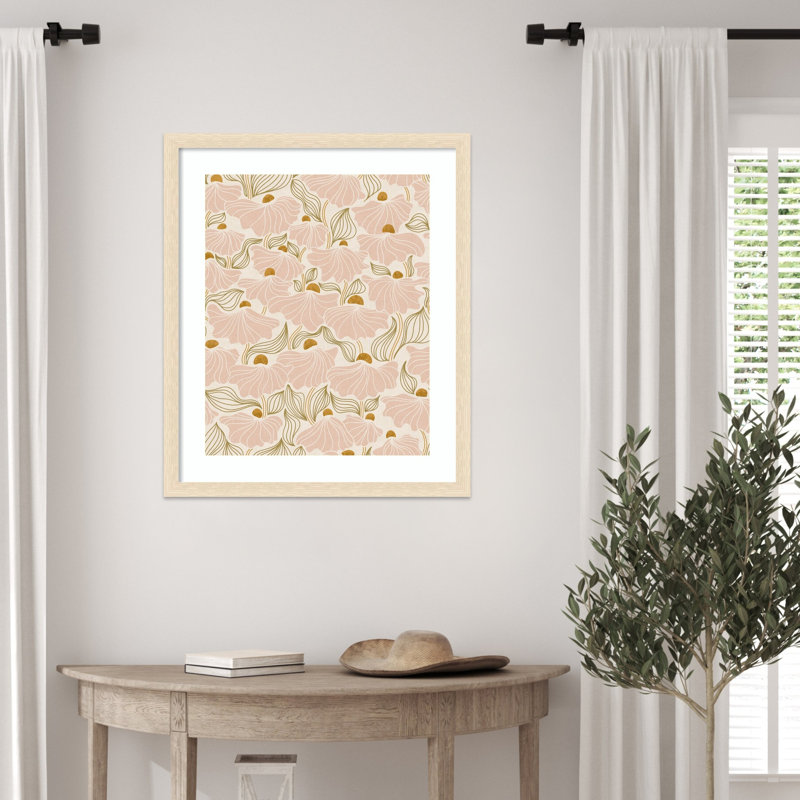 «Calming Essentials Natural Flow Meadow Blush» par Fuselier, H 26 po x l 22 po, Rayures de grain de bois blond