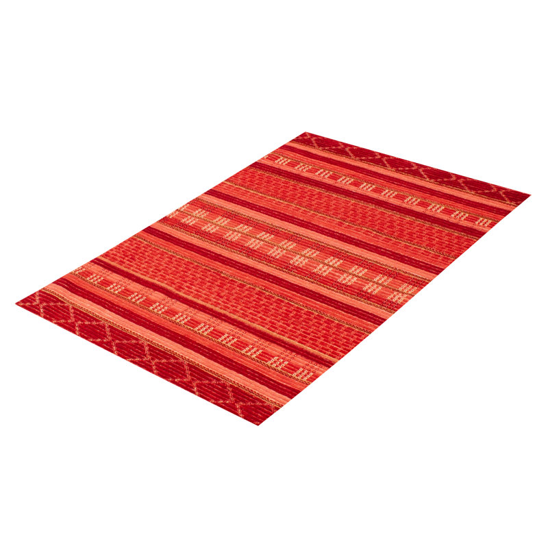 Tapis rouge 4 pi 1 po x 6 pi 1 po Finha Peshawar Ziegler