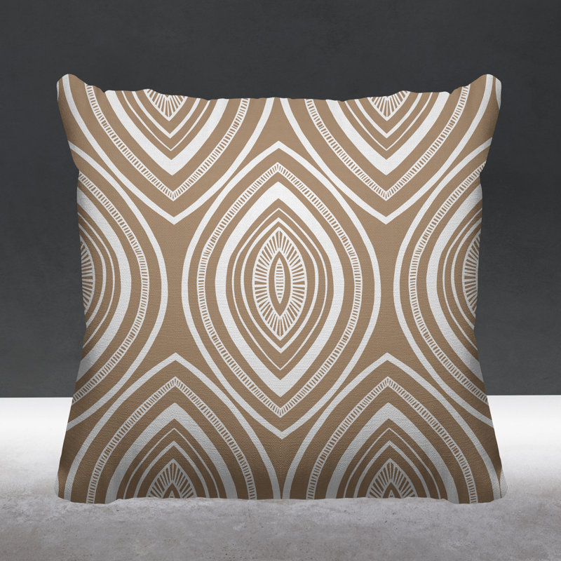 Coussin décoratif intérieur / extérieur Gateson Tribal, Beige, 17 po x 17 po, Carré