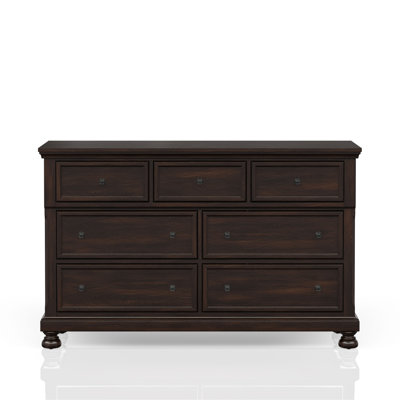 Commode à sept tiroirs