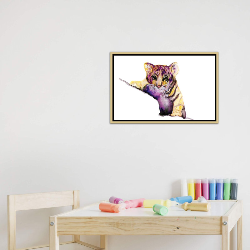 Art little tiger, Toile encadrée d'or, H 48 po x l 32 po x P 1,5 po