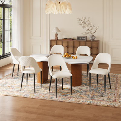Table de salle à manger extensible de 63 à 94,5 pouces pour 4 à 8 personnes, table de cuisine avec plateau en pierre frittée et base en bois cannelé pour un salon familial peu encombrant