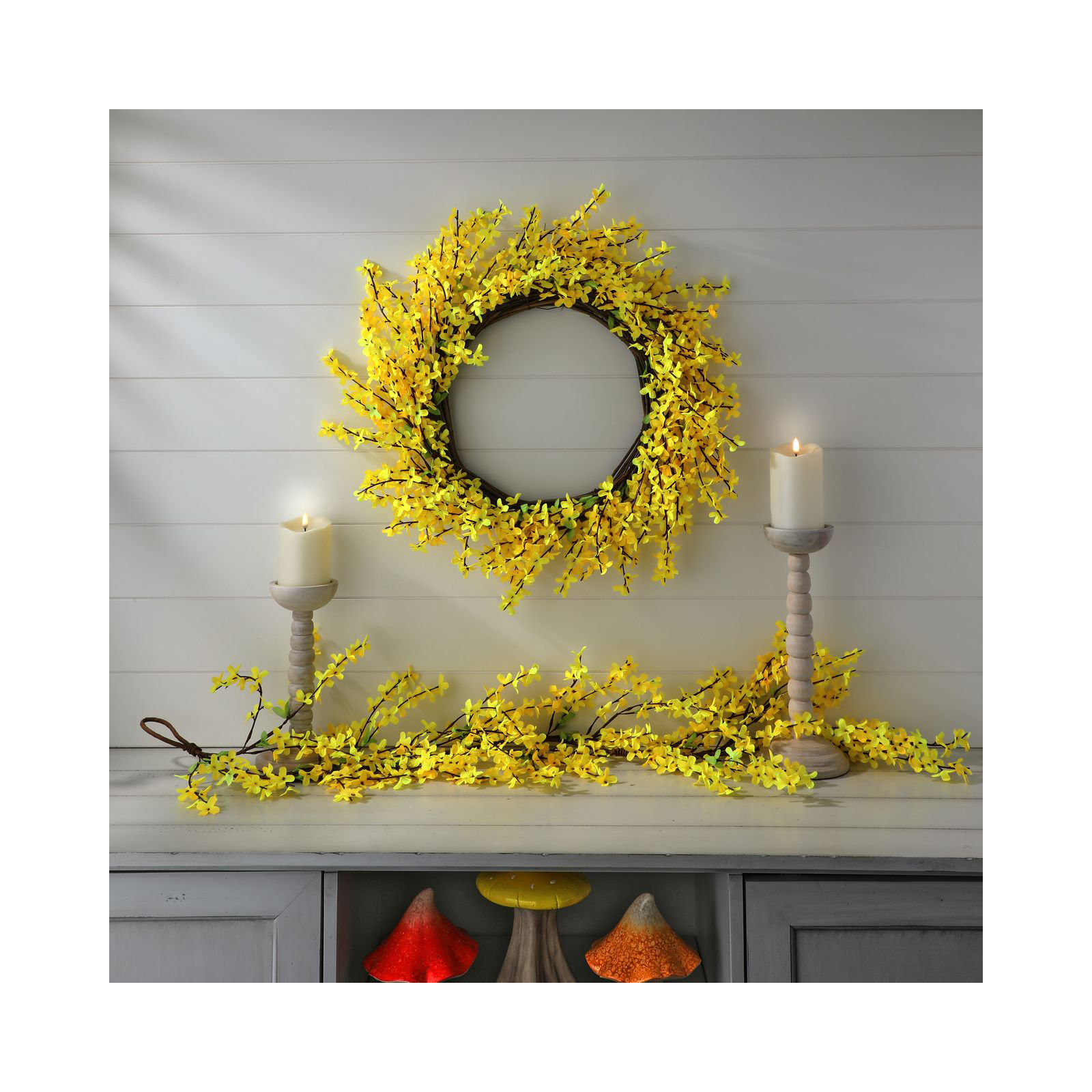 22" Wild Forsythia Wreath