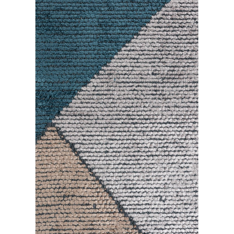 Modern Retro Triangular, Rectangle 7'10" x 11'2"