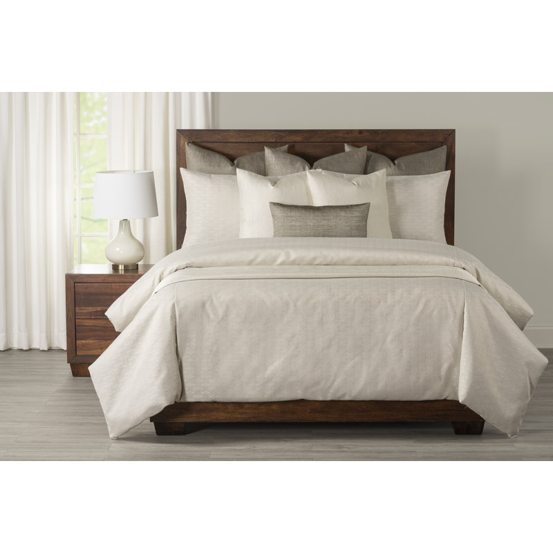 Star Attraction Luminous Motif Duvet Cover & Insert Set, California King Duvet Cover + 2 Shams + 3 Pillows