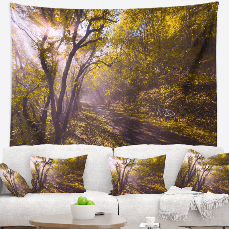 Paysage, balade à vélo dans une forêt d'automne, H 78 po x l 92 po