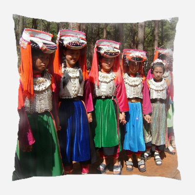 Coussin Tribe