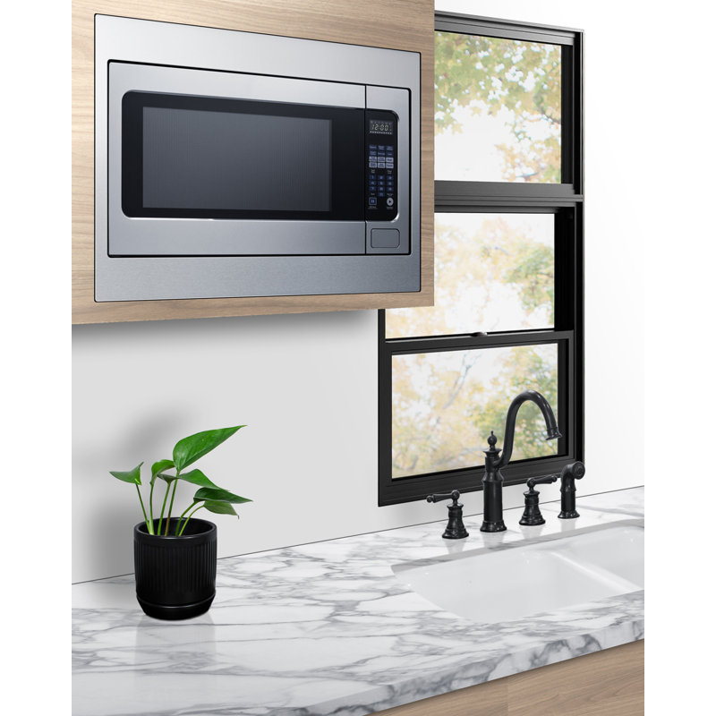 Ensemble de garniture de micro-onde encastrée 27 po Summit Appliance, H 18,88 po x l 26,88 po x P 19,63 po