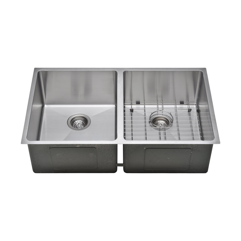 33'' Matte Stainless Steel Double Bowl Undermount Kitchen Sink