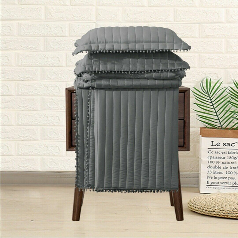 Alivea Throw Blanket, Grey