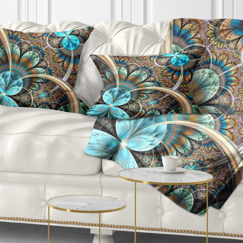 Coussin décoratif à fleurs fractales bleu clair