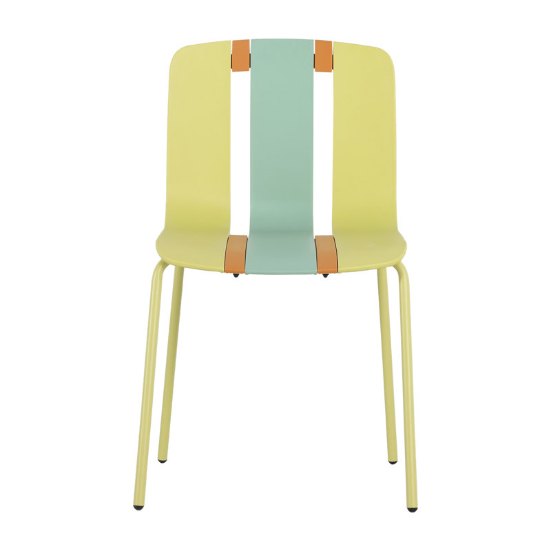 Chaises ergonomiques en plastique PP avec pieds en métal - Design intérieur / extérieur moderne pour le salon, le balcon, le café