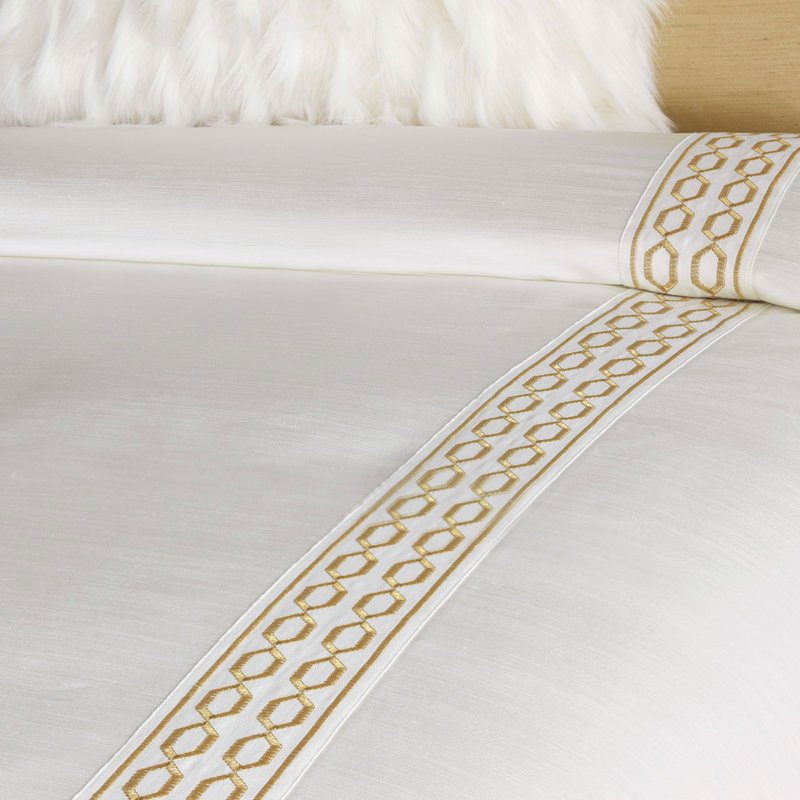Luxe Glam Percale Geometric Shapes Comforter, Queen Comforter