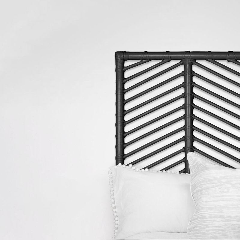 Liam Collection Bed, Queen, Black