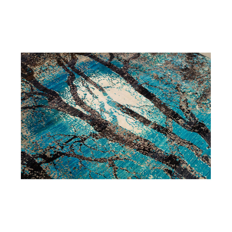 Aryana Wool Area Rug