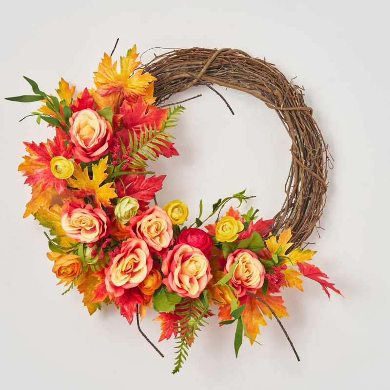Couronne d'érable - Rose flamme et renoncule d'automne mixte avec feuillage rouge jaune vert