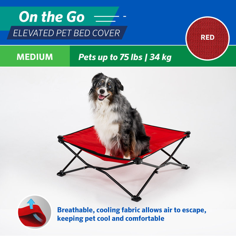 Outdoor Pet Bed Cover, Medium (30" H x 30" W x 1.2" D), Red