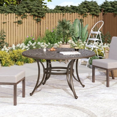 Table de salle à manger d'extérieur en aluminium l 53,6 po Carli