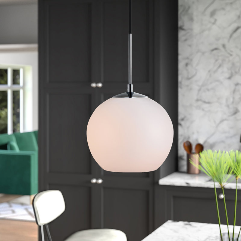 Luminaire suspendu sphérique simple à 1 lumière Snead, Chrome, Blanc givré, H 68 po x l 7,9 po x P 7,9 po