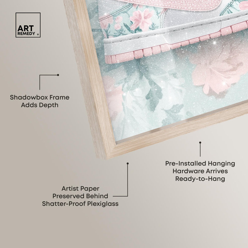 Art mural Sneaker par Dicat, H 41 po x l 41 po, Crème, crème