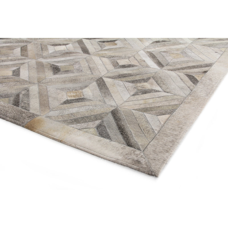 Natural Hide Cowhide Geometric Area Rug in Silver, Rectangle 9'6" x 13'6"