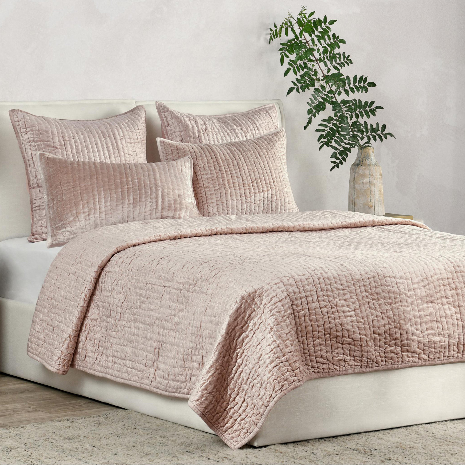 Velvet Quilt Set, King Quilt, Bliss Pink