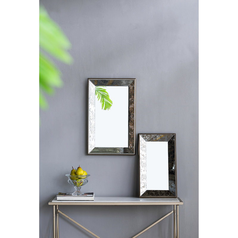 Miroir 20 po x 12 po rectangulaire argenté antique avec motif floral