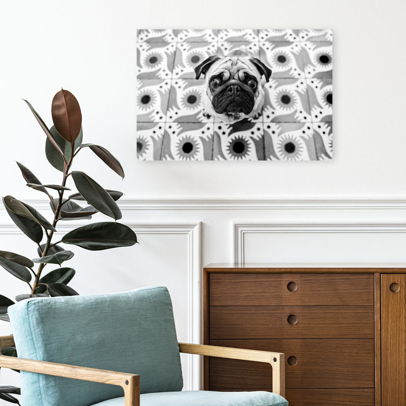 «Curious Pug On Tiles», reproduction d'art mural contemporain, 16" H x 24" W